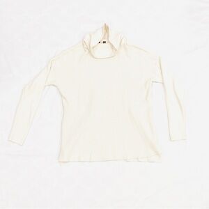 NWOT Devotion by Cyrus Cowlneck Turtleneck Cream Color Ribbed Sweater